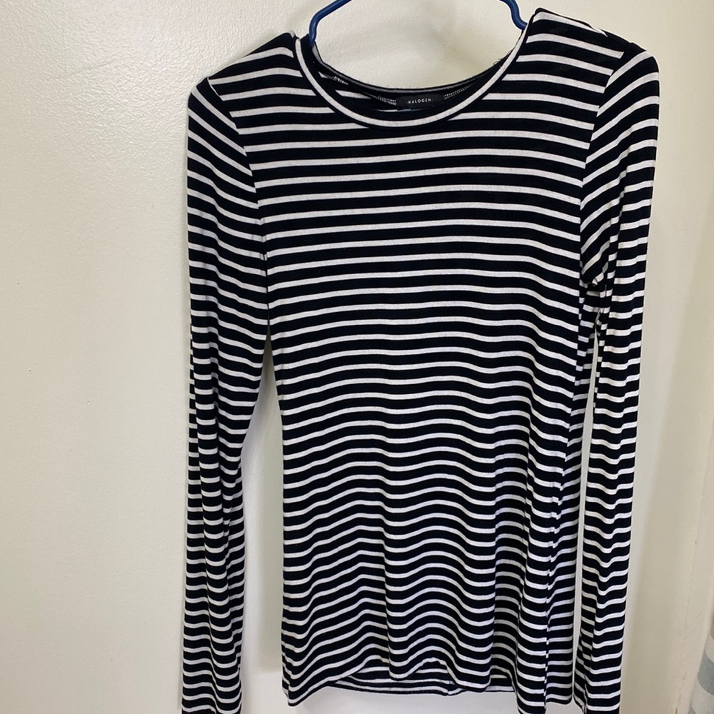 ladies black and white striped shirt